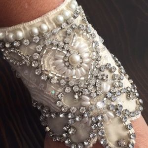 Heart Wedding Cuff Bracelet New Hand beaded